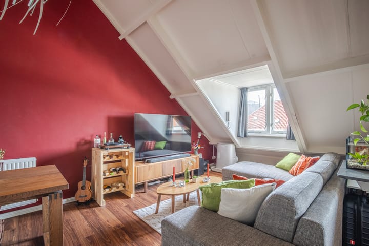 Foto 3 van Emmastraat 9-4