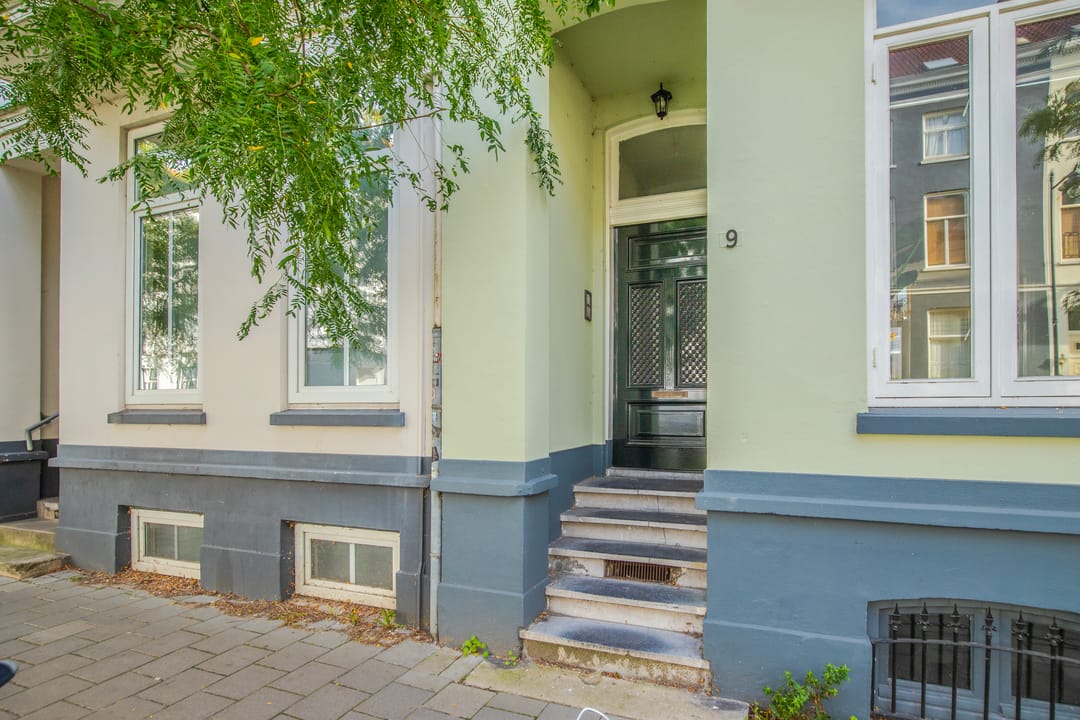 Foto 8 van Emmastraat 9-4