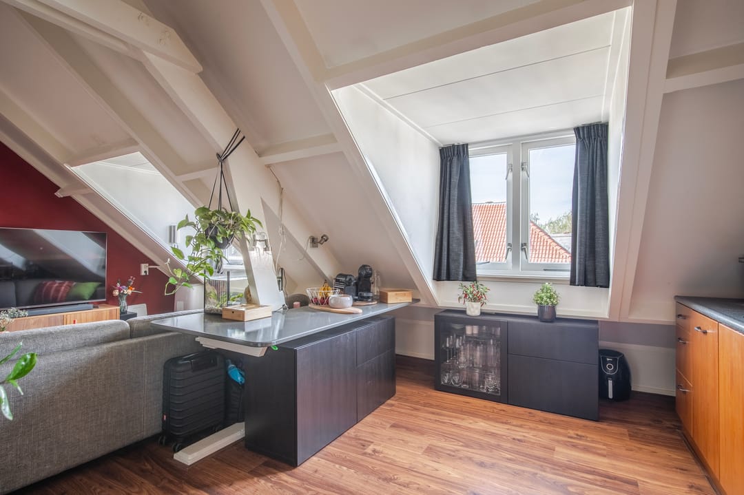 Foto 13 van Emmastraat 9-4