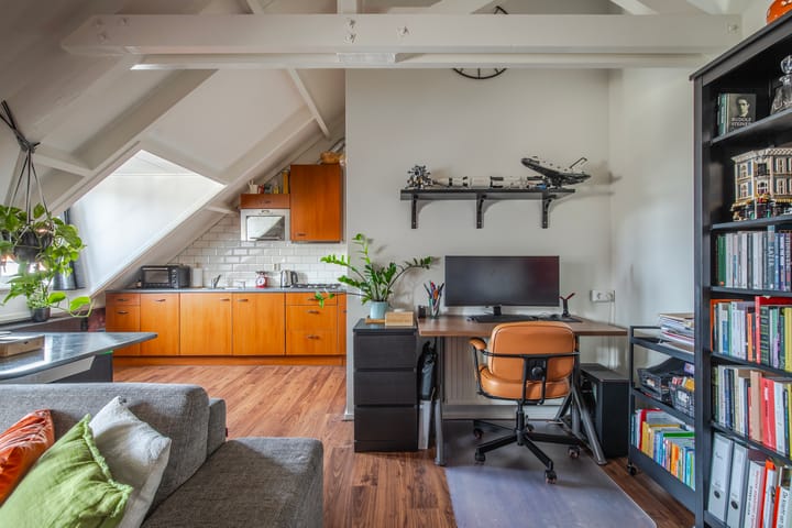 Foto 15 van Emmastraat 9-4