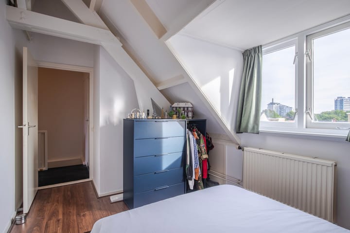 Foto 25 van Emmastraat 9-4