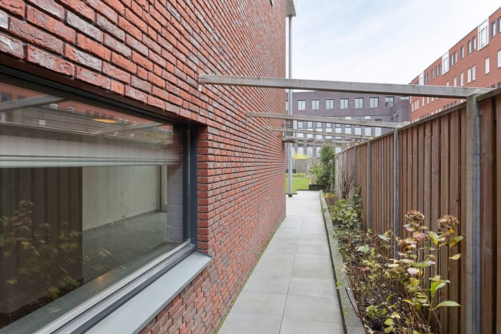 Foto 34 van Spoorbrughof 22