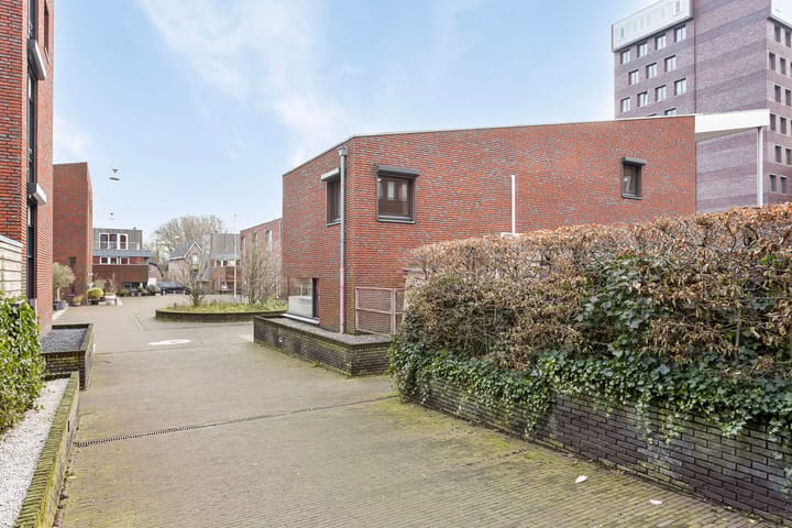 Foto 41 van Spoorbrughof 22