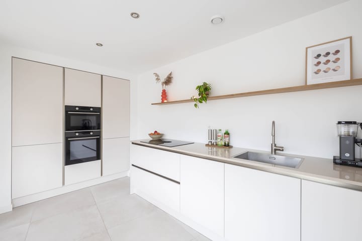 Photo 12 of Mendelssohnstraat 2