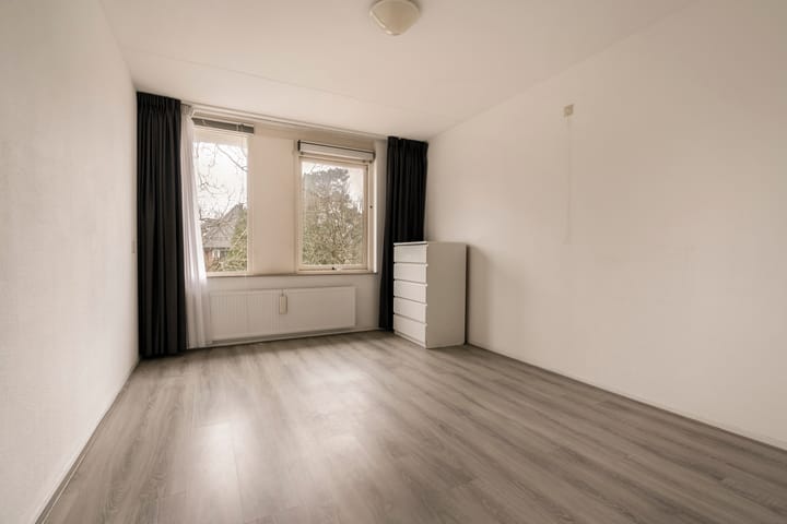 Foto 18 van Ernst Casimirlaan 32