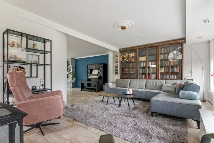 Foto 2 van Raadhuislaan 7