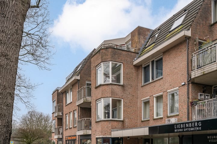 Foto 30 van Ernst Casimirlaan 32