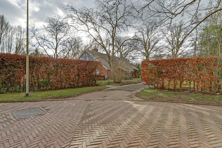 Foto 2 van Burg. Arriënsweg 38