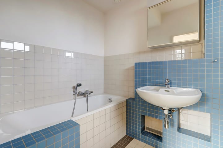 Photo 24 of Burg. Arriënsweg 38