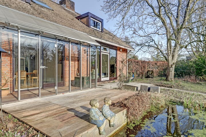 Photo 41 of Burg. Arriënsweg 38