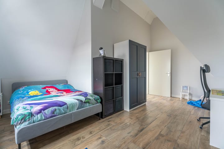 Foto 25 van Van der Waalsstraat 40