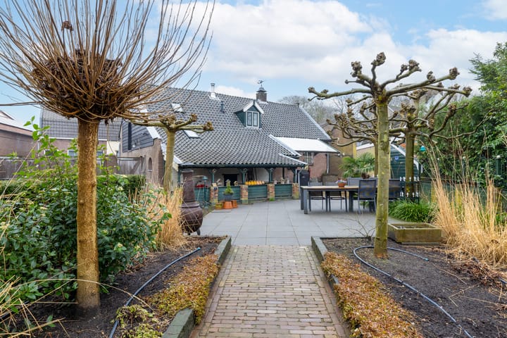 Foto 37 van Abdis van Thornstraat 13