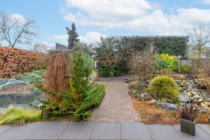 Foto 39 van Abdis van Thornstraat 13