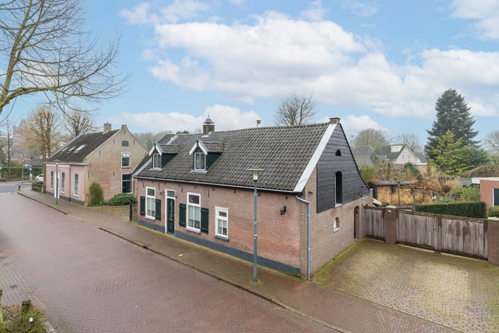 Foto 67 van Abdis van Thornstraat 13