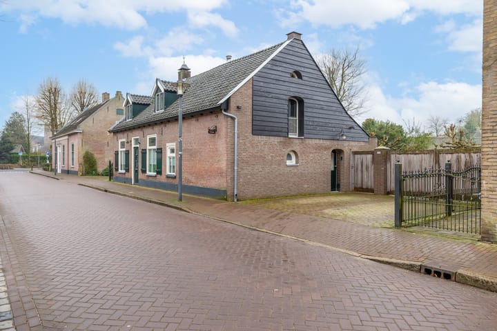 Foto 68 van Abdis van Thornstraat 13