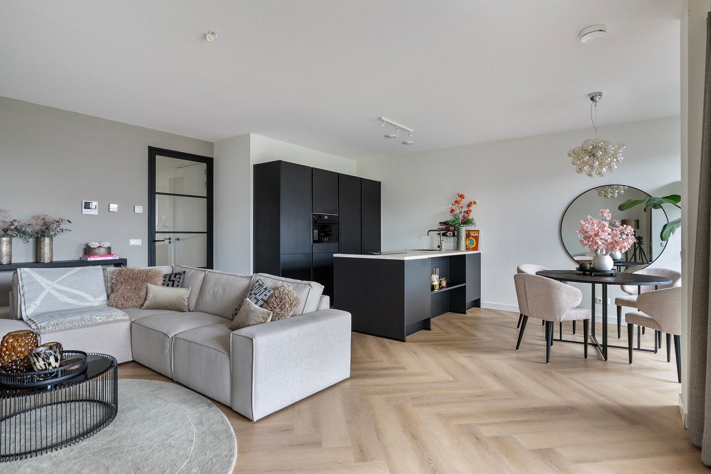 Foto 1 van Anton Geesinkstraat 20