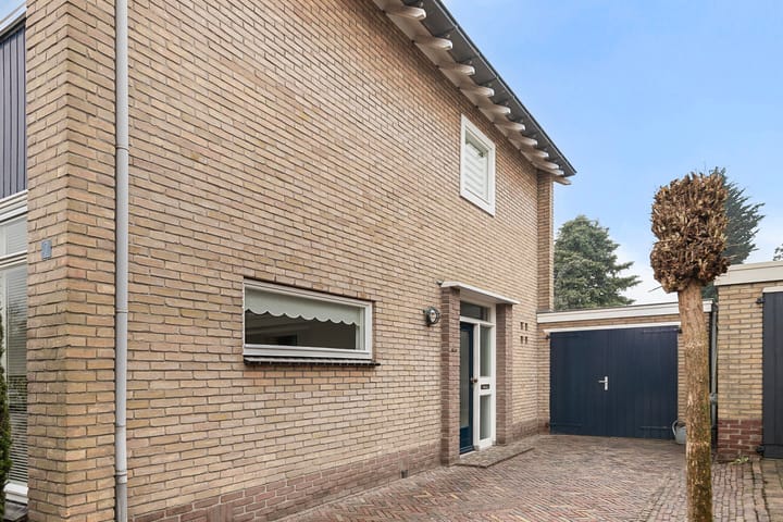 Foto 4 van Muntzstraat 7