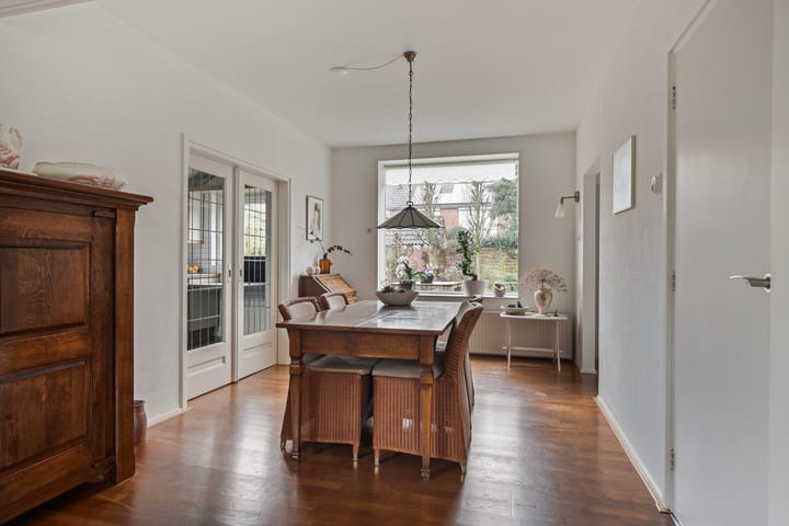 Foto 6 van Muntzstraat 7