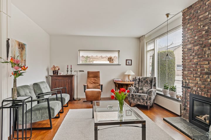 Foto 8 van Muntzstraat 7