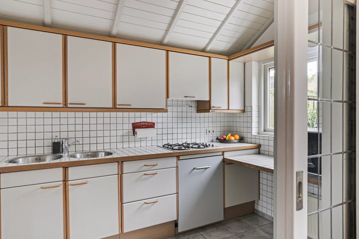 Foto 15 van Muntzstraat 7