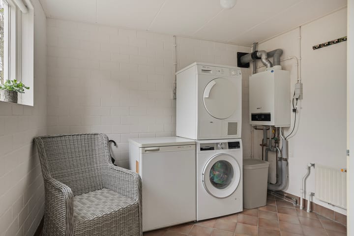 Foto 19 van Muntzstraat 7