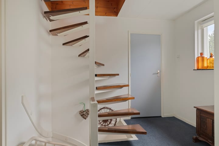 Foto 25 van Muntzstraat 7