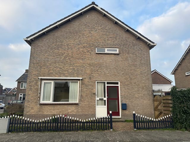 Photo 5 of Oosterweidestraat 94