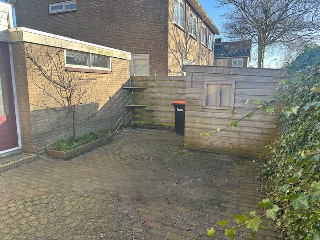 Photo 3 of Oosterweidestraat 94