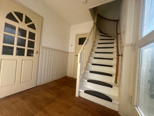 Photo 16 of Oosterweidestraat 94