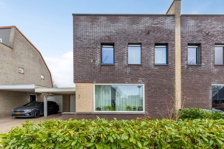 Foto 9 van Roerdompstraat 3