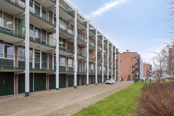 Photo 5 of De Houtmanstraat 103