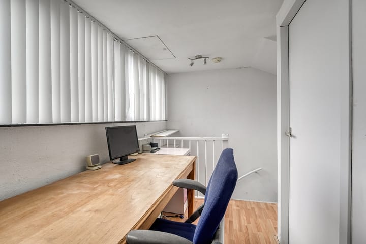 Foto 28 van Zwaan 40