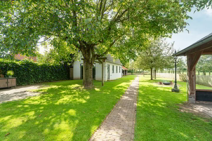 Foto 61 van Heuvelakkersestraat 4