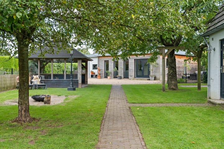 Foto 79 van Heuvelakkersestraat 4