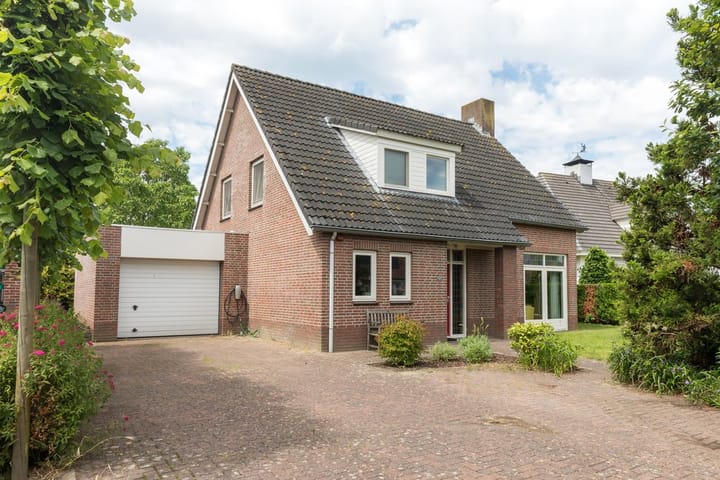 Foto 1 van Den Berg 4