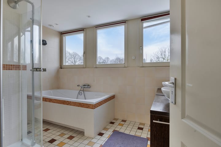 Foto 31 van Den Berg 4