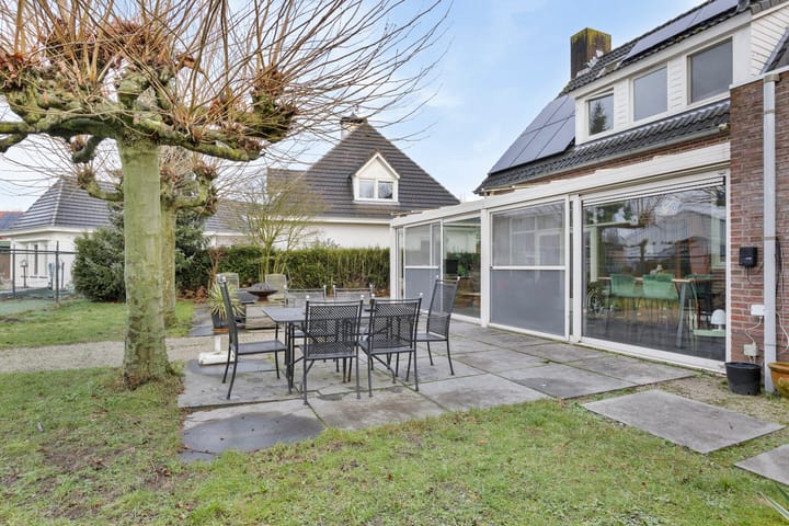 Foto 42 van Den Berg 4