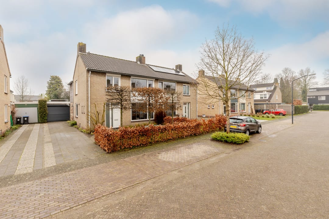 Foto 46 van Burg. Van de Hurkstraat 19