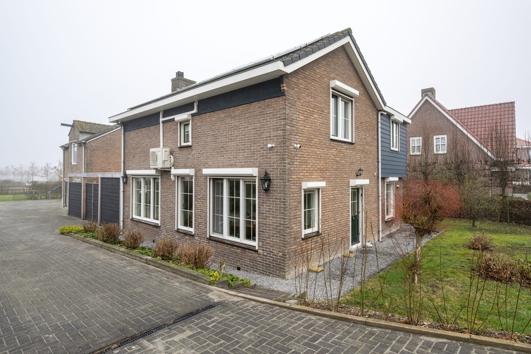 Huis te koop: Zuiddijk 24 3255 LW Oude-Tonge [Funda]