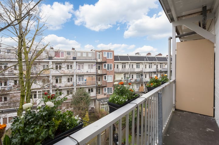 Foto 9 van Van Beuningenstraat 144-3