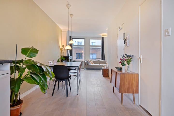 Foto 11 van Van Beuningenstraat 144-3