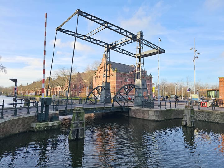 Foto 31 van Van Beuningenstraat 144-3