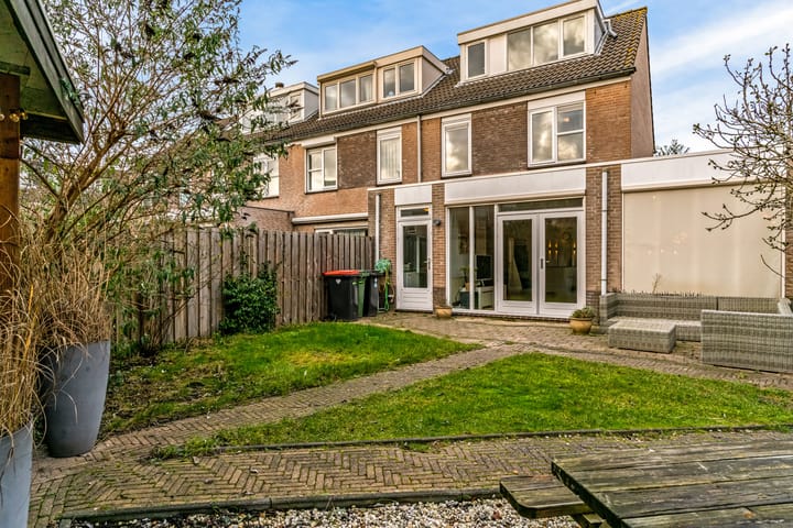 Foto 30 van Fuchsiastraat 25