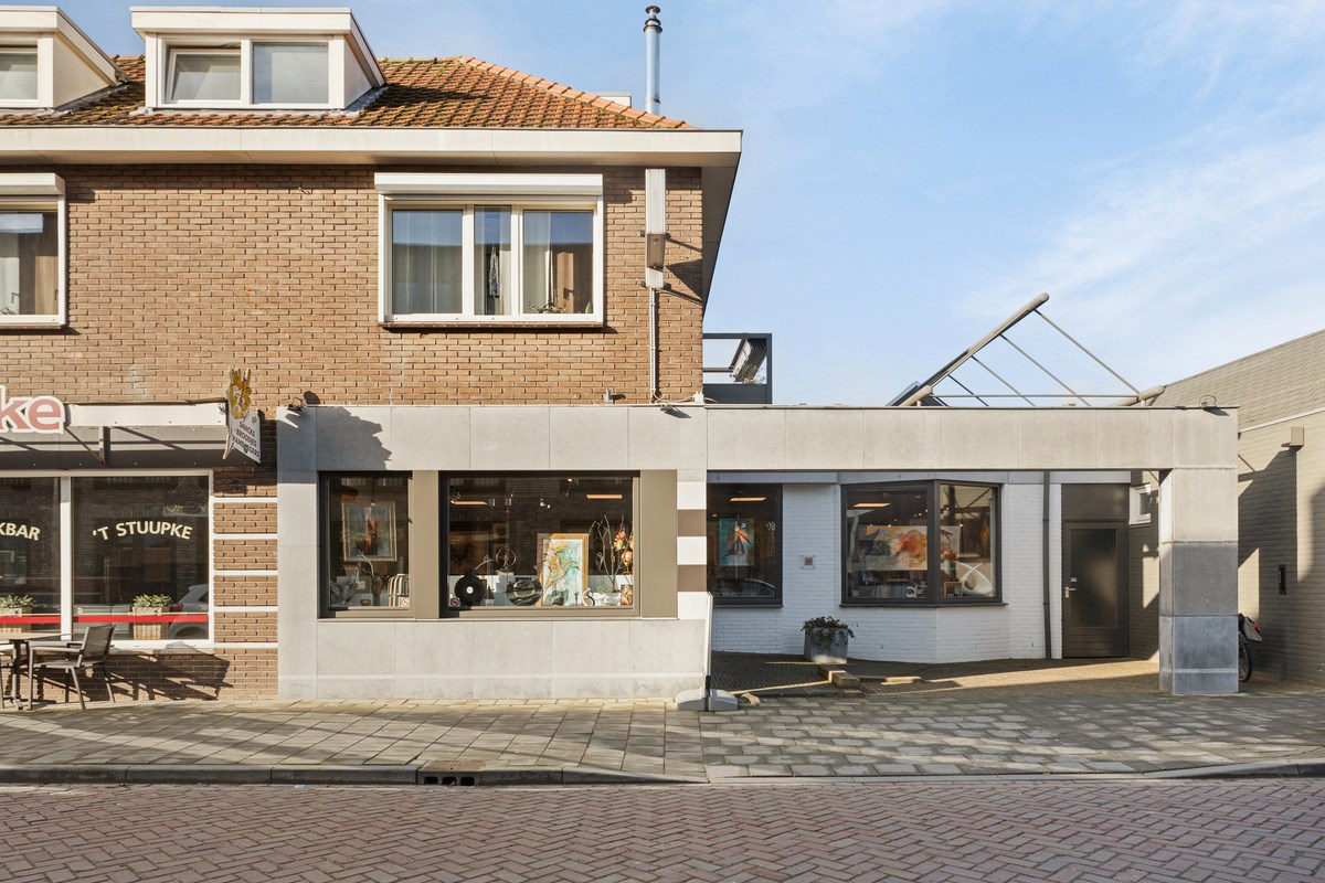 Bekijk foto 2 van Prins Bernhardstraat 29