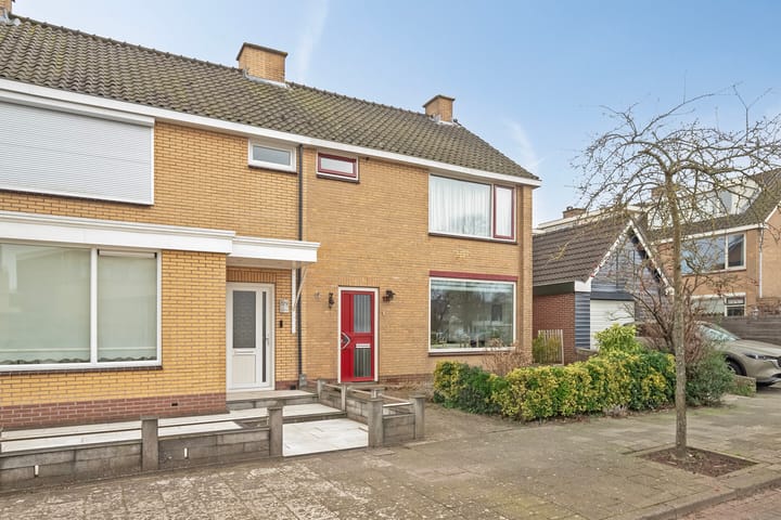 Foto 2 van Pieter de Hooghstraat 111