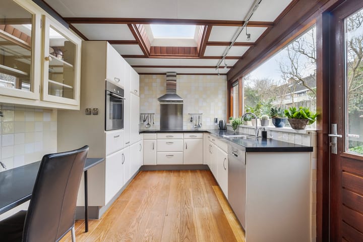 Foto 12 van Pieter de Hooghstraat 111