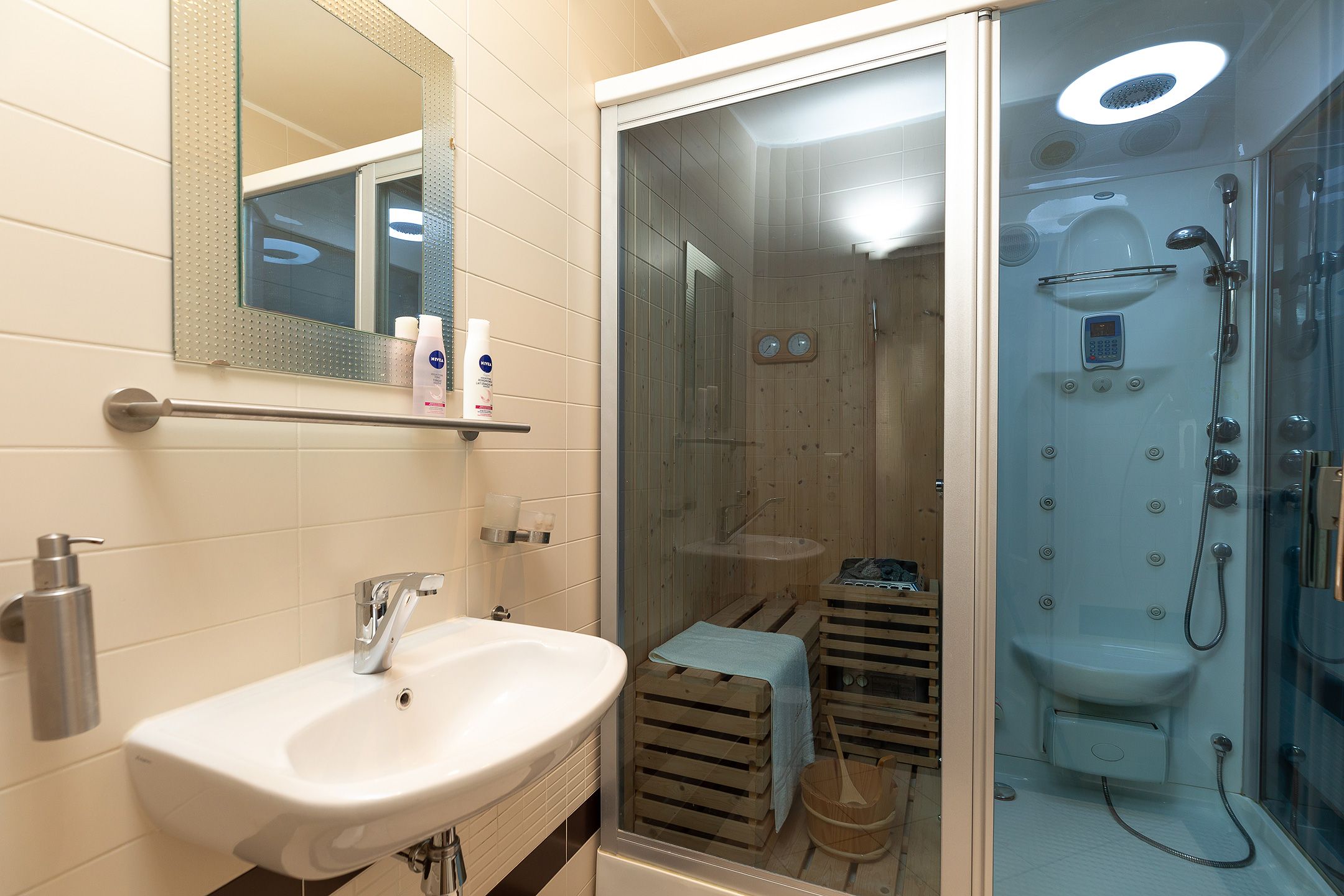 Foto 18 van 's-Gravelandseweg 130