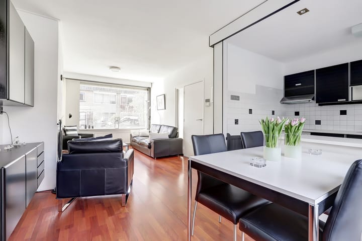 Foto 8 van Dercksenstraat 15