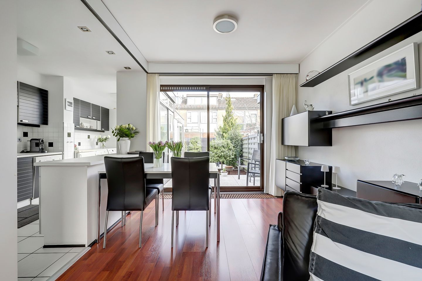 Foto 10 van Dercksenstraat 15