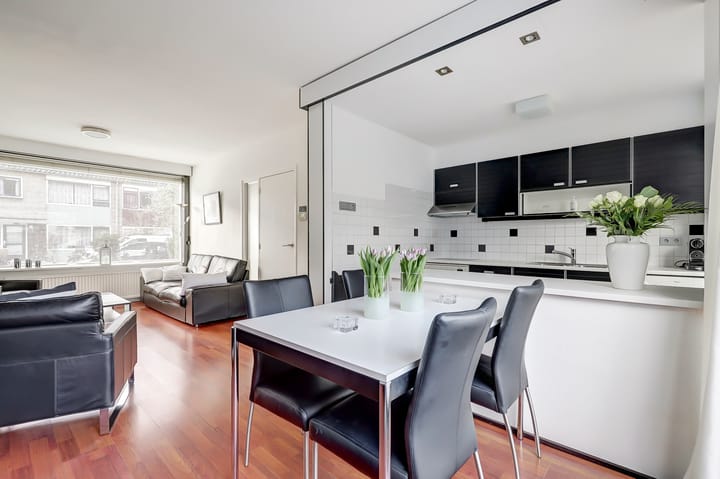 Foto 12 van Dercksenstraat 15